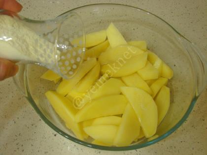 Fırında Mısır Unlu Patates Kızartması