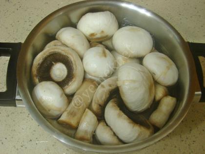 Terbiyeli Mantar Çorbası