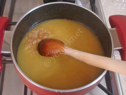 Arpa Şehriyeli Pilav