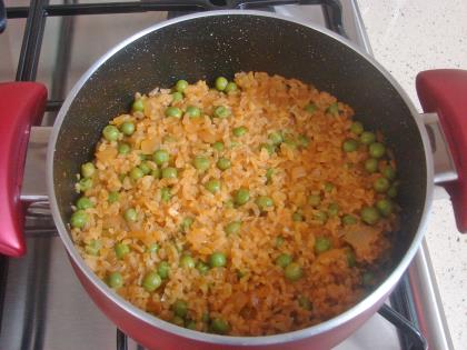 Bezelyeli Bulgur Pilavı