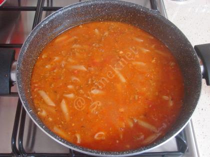 Demleme Kıymalı Makarna