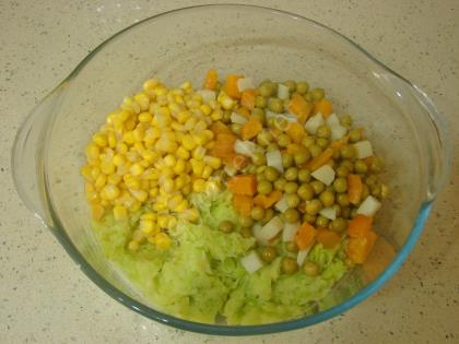 Garnitürlü Kabak Salatası