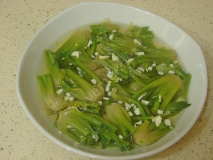 Ispanak Kökü Salatası