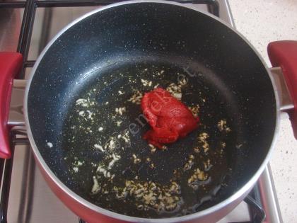 Salçalı Et Çorbası