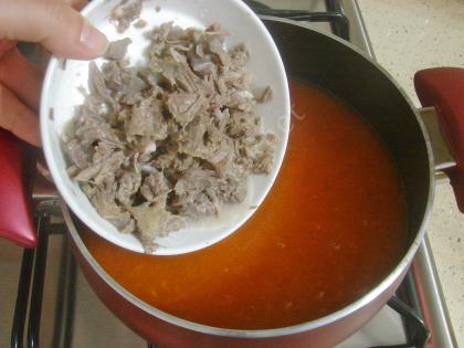Salçalı Et Çorbası