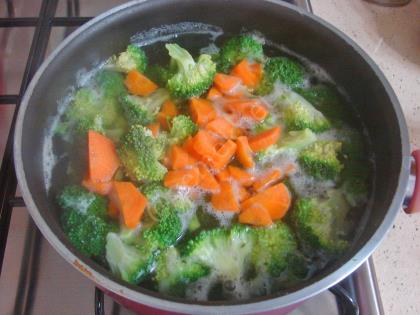 Zeytinyağlı Brokoli Salatası