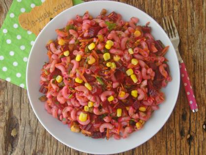Pancarlı Makarna Salatası