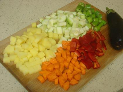 Sebzeli Makarna Salatası