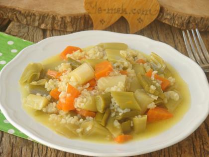 Bulgurlu Pırasa Yemeği