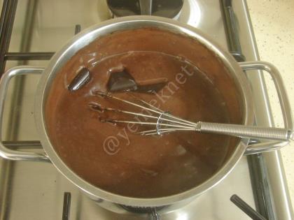 Elmalı Yalancı Profiterol