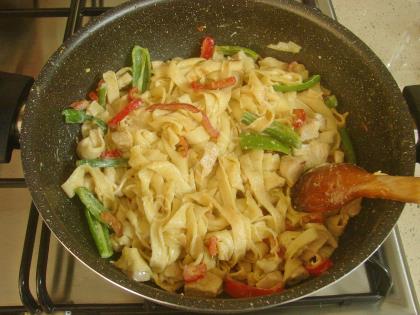 Tavuklu Krep Makarna