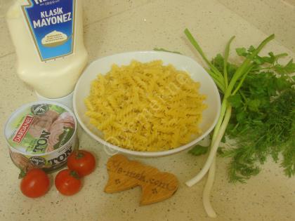 Ton Balıklı Makarna Salatası