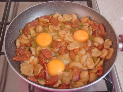 Kahvaltılık Karışık Yumurta