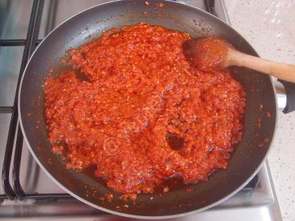 Peynirli Biberli Ekmek