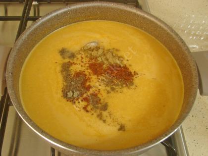 Salçalı Mercimek Çorbası