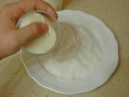 Çikolata Soslu Bardak Tatlısı