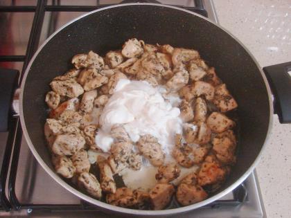 Kekikli Kremalı Tavuk