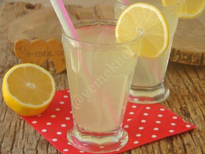 Pastane Usulü Limonata