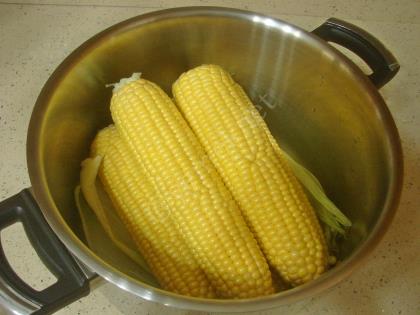 Süt İle Mısır Haşlama