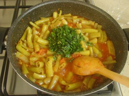 Domates Soslu Biber Turşusu