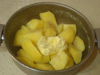 Fırında Kaşarlı Patates Püresi