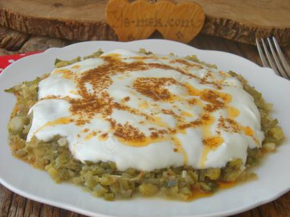 Yoğurtlu Pırasa Kavurması