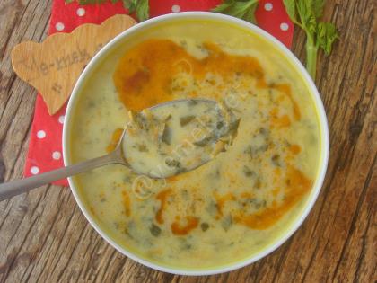 Kereviz Yaprağı Çorbası