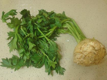 Kereviz Yaprağı Çorbası