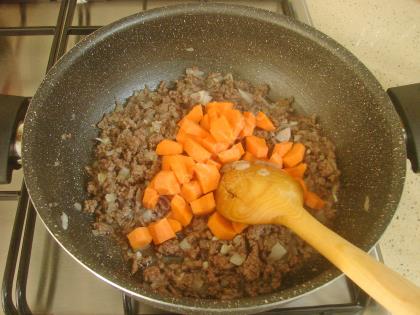 Kıymalı Kereviz Yemeği