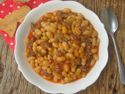 Tencerede Etli Kuru Fasulye