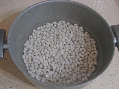 Tencerede Etli Kuru Fasulye