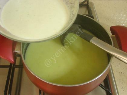 Yoğurtlu Kabak Çorbası