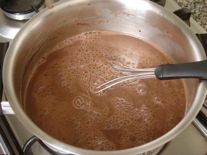 Çikolata Soslu Pudingli Mozaik Pasta