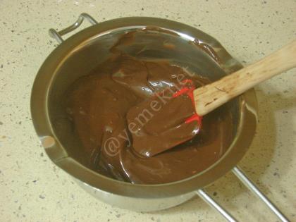 Çikolatalı Mousse Pasta