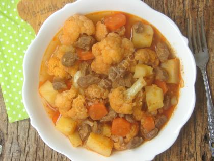 Etli Karnabahar Yemeği