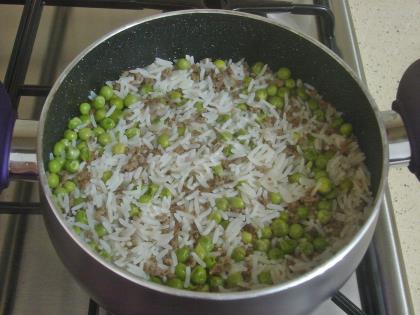 Kıymalı Pirinç Pilavı