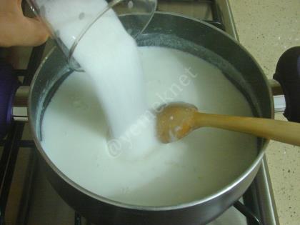 Nişastasız Sütlaç