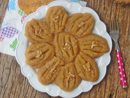 Soğuk Şerbetli İrmik Helvası