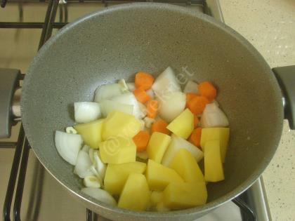 Brokolili Mercimek Çorbası