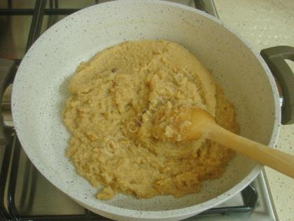 Fıstıklı İrmik Helvası