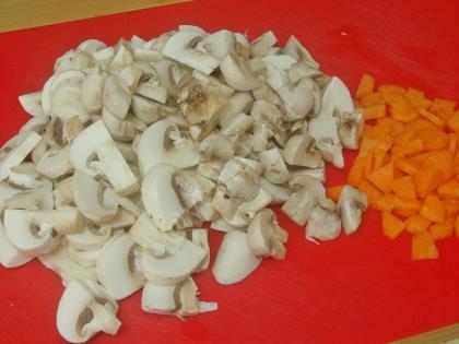 Yoğurtlu Mantar Salatası