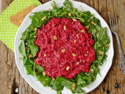 Rokalı Pancar Salatası