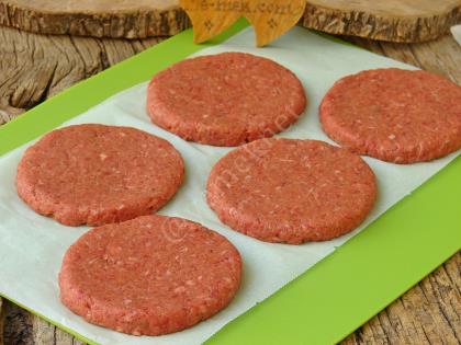 Hamburger Köftesi