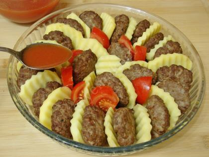 Köfteli Patates Dizmesi