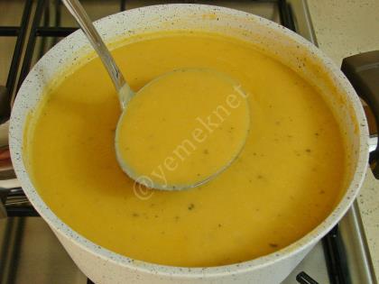 Kremalı Mercimek Çorbası