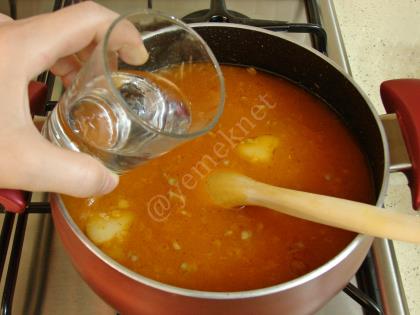 Sakala Çarpan Çorbası