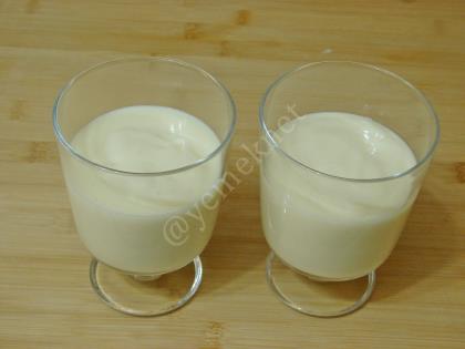 İki Renkli Muhallebi