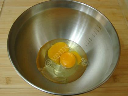 Tavada Yufkasız Börek