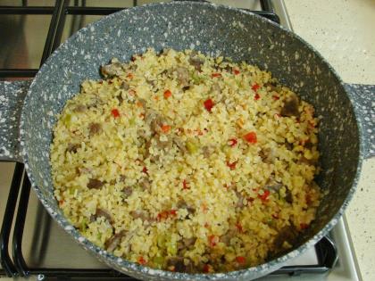 Etli Biberli Bulgur Pilavı