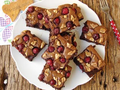 Vişneli Çikolatalı Brownie